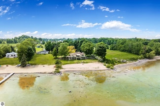 4455 Happy Hour Ln, Traverse City, MI 49686
