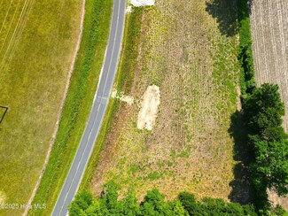 3065 Pleasant Hill Rd, Trenton, NC 28585