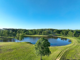 1835 Slayden Rd, Moscow, TN 38057