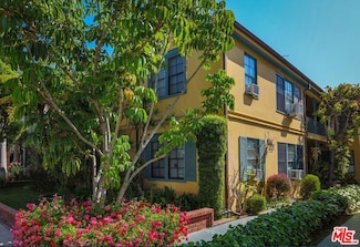 438 S Palm Dr, Beverly Hills, CA 90212