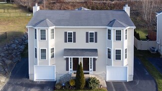 54 Honeysuckle Rd, Worcester, MA 01607