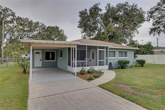 2621 Canal Dr N, Lakeland, FL 33801