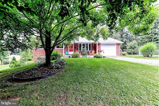 5532 Montgomery Church Rd, Greencastle, PA 17225