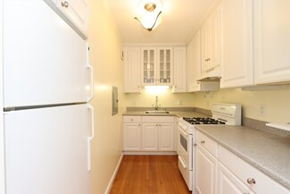 24 Juniper St Unit 66, Brookline, MA 02445