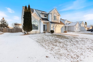 469 Snow Drift Cir, Bartlett, IL 60103