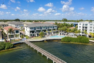 3 Windward Ln, Boynton Beach, FL 33435