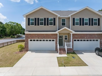 866 Ducks Landing, Aberdeen, NC 28315