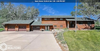 1803 S 6th St, Marshalltown, IA 50158