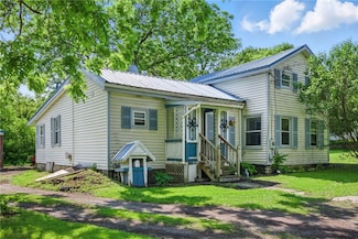 119 Cherry St, Penn Yan, NY 14527