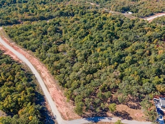 9621 Aberdeen St, Etowah, OK 73068