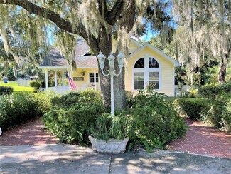 13330 Kansas Ave, Astatula, FL 34705