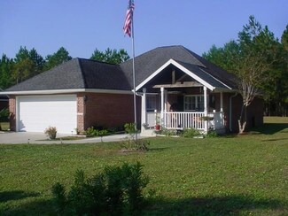 1272 Redfish Dr SE, Darien, GA 31305