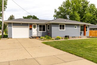 418 S Cedar St, Boone, IA 50036