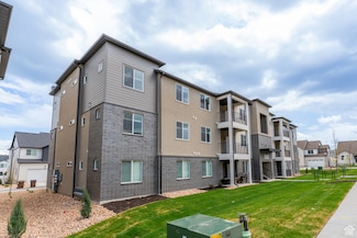 13746 S Story Ln Unit CC202, Riverton, UT 84096