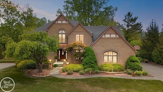 54168 Overbrook Ct, Shelby Township, MI 48316