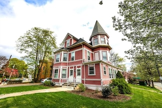 428 Blackstone St, Woonsocket, RI 02895