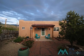 54 Tatanka Trail, Ranchos de Taos, NM 87557