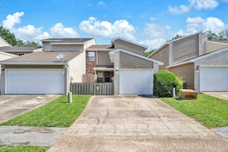 1021 4th Ave, Shalimar, FL 32579