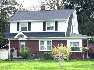 360 N Main St, Columbiana, OH 44408