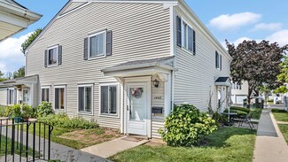 1442 Cove Dr Unit 238C, Prospect Heights, IL 60070