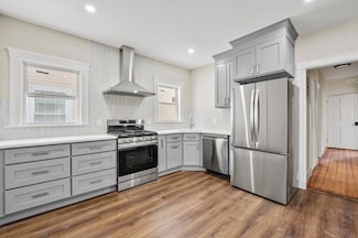 18 Lyon St Unit 2, Dorchester, MA 02122