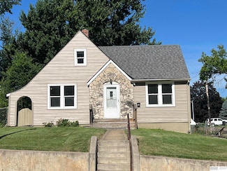 3816 N 60th St, Omaha, NE 68104