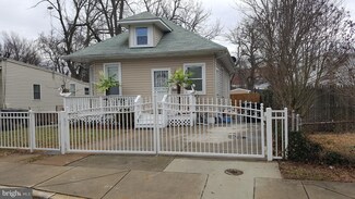 4301 40th St, Brentwood, MD 20722