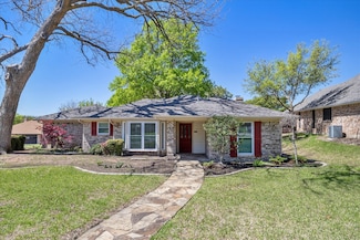 109 Crestwood Dr, Rockwall, TX 75087