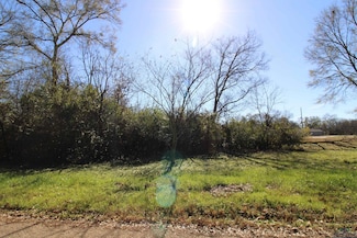 1520 Gay St, Longview, TX 75602
