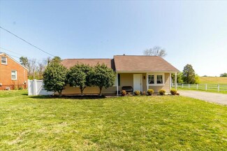 4433 Lewiston St NW, Roanoke, VA 24017