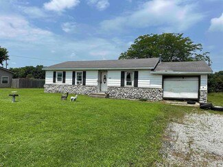 3489 N West Shafer Dr, Monticello, IN 47960