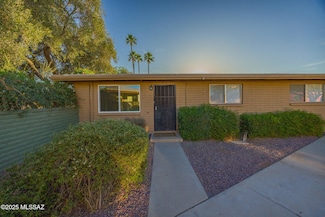 3025 E Blacklidge Dr Unit 12, Tucson, AZ 85716