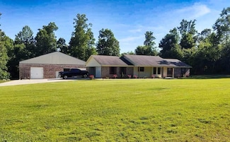 241 Bama Rd, Hamilton, AL 35570