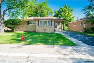 726 E 164th Place, South Holland, IL 60473