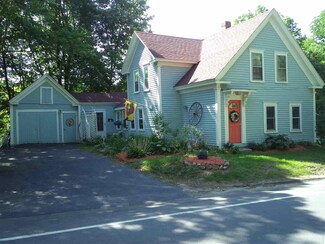 67 S Main St, Newton, NH 03858