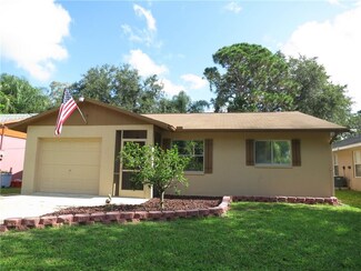 1827 Vamo Dr, Sarasota, FL 34231