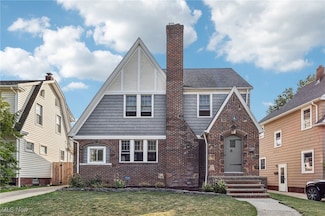17308 E Park Dr, Cleveland, OH 44119