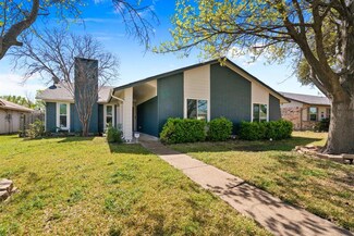 3004 Emerald Dr, Mesquite, TX 75150