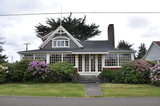 4916 K Place, Seaview, WA 98644