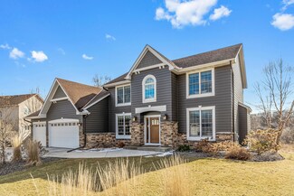 6419 Langer Ln, Hugo, MN 55038