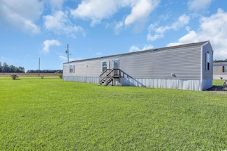 2106 Armview Rd, Loris, SC 29569