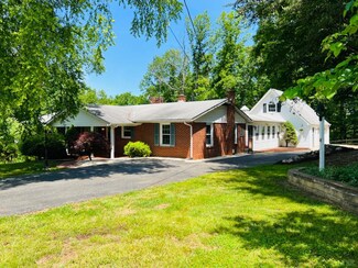 2049 Bishop Creek Rd, Lynch Station, VA 24571