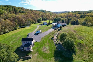 20 Walker Rd, Burgettstown, PA 15021