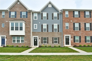 1134 Bean Ln, Akron, OH 44313