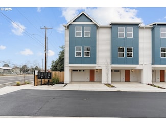 15081 SE Division St, Portland, OR 97236