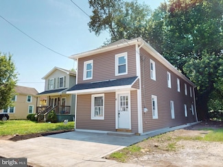 6 W Griffith St, Penns Grove, NJ 08069