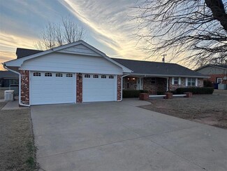 506 Memorial Dr, Okarche, OK 73762