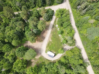 9 Leblanc Rd, Wheelock, VT 05851