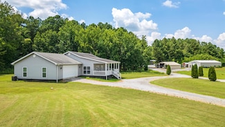 229 Davis Ln, Old Fort, TN 37362
