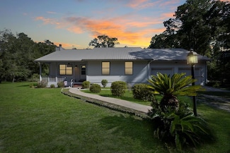 475 SE 295th Ave, Old Town, FL 32680